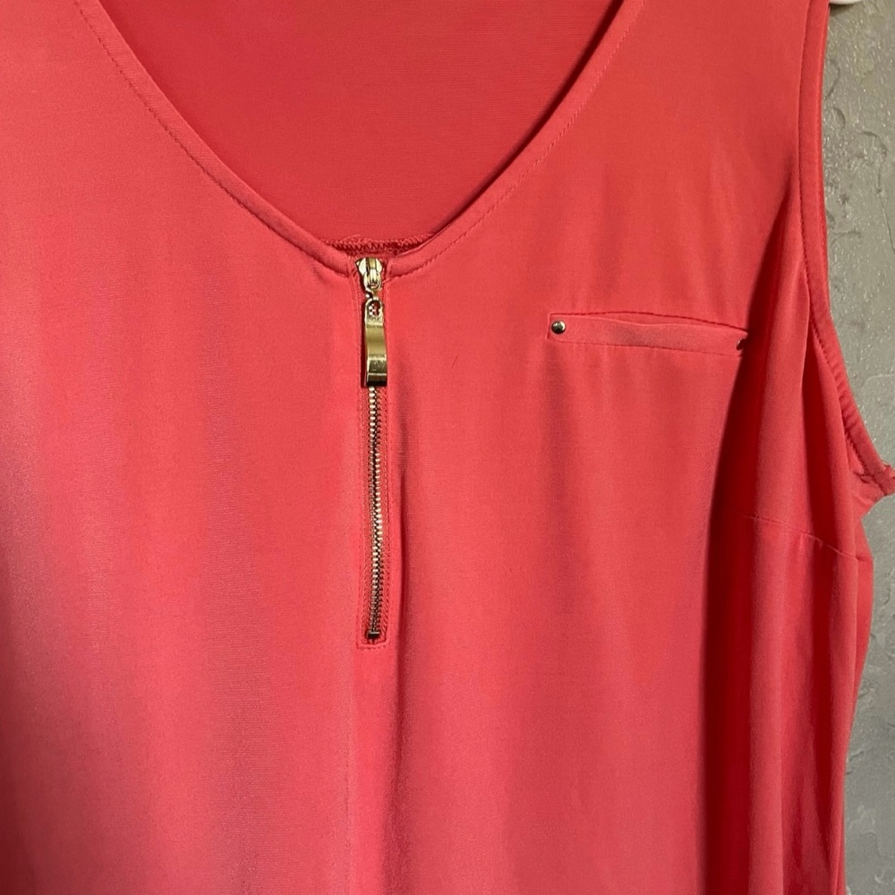 Roz & Ali Women’s Coral Pink Sleeveless Gold Zipper V-Neck Tank Top XL - Picture 7 of 8